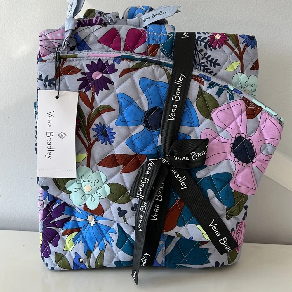 Vera Bradley Travel Duffel Bag and cosmetic set Bundle Bengal Lily - Picture 5 of 8